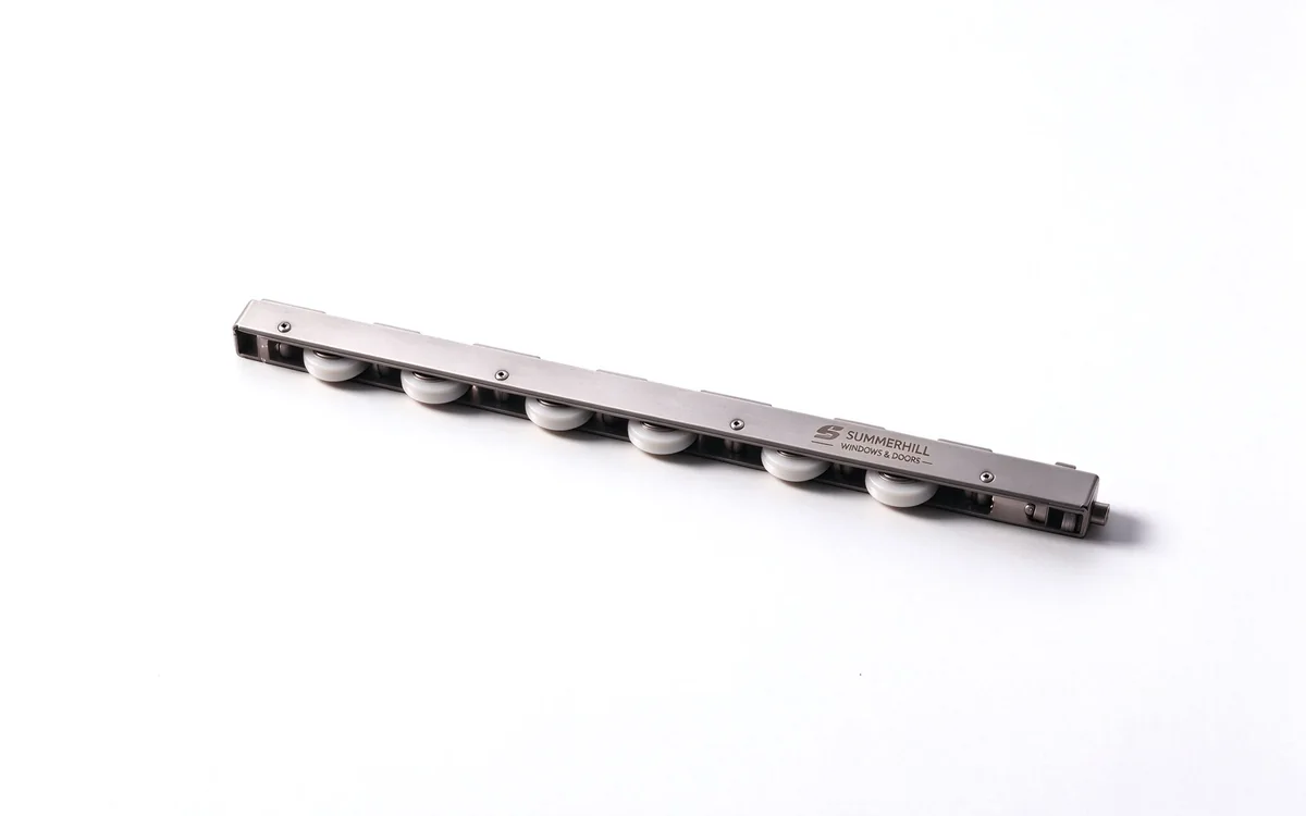6-wheel roller